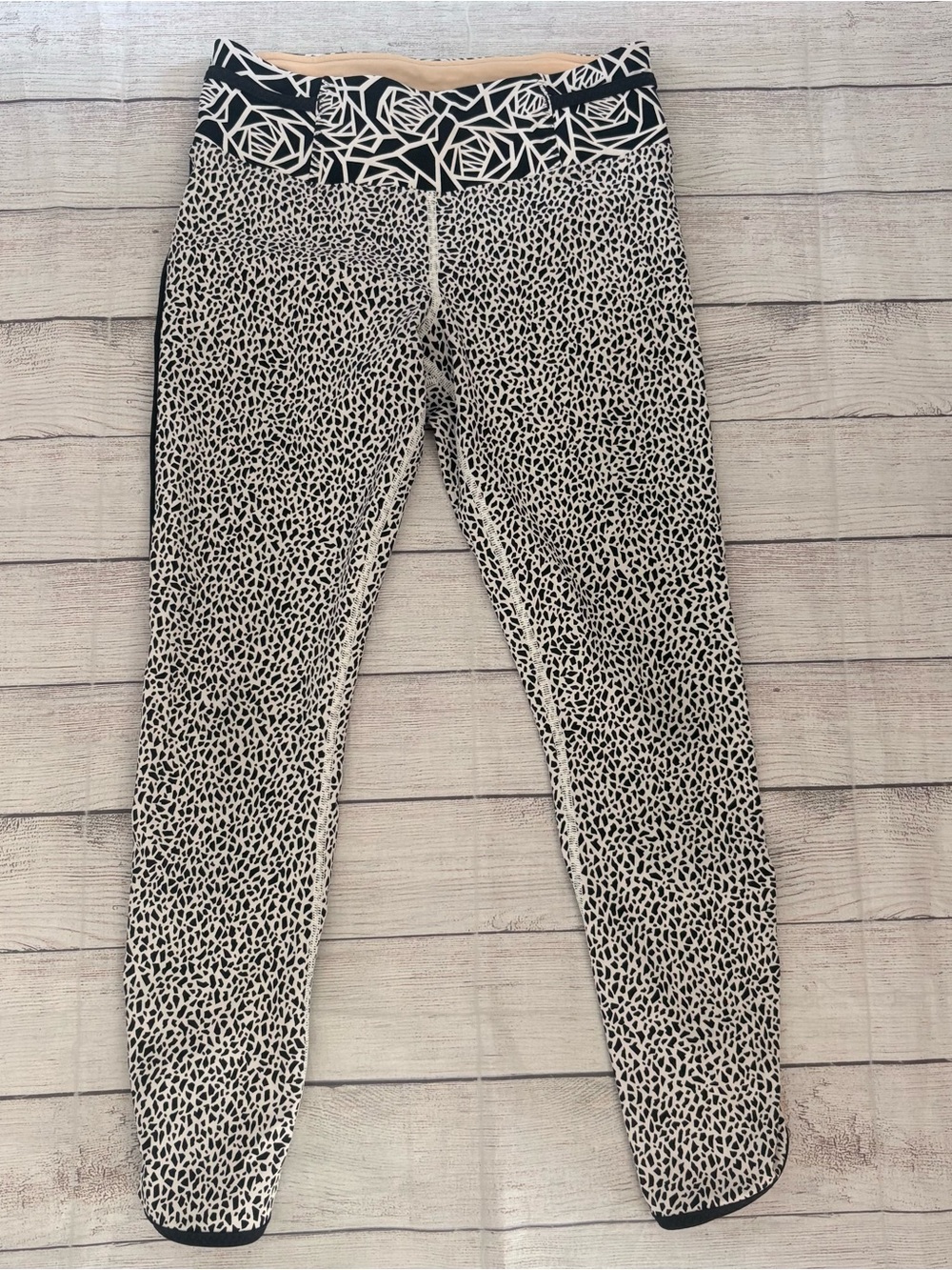 LULULEMON Real Quick Tights Size 6